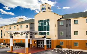 Travelodge Inn And Suites Grovetown Augusta Area